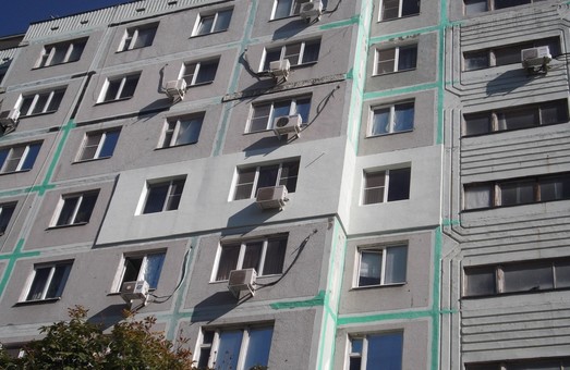 У Харкові знову самогубство: хлопець вистрибнув з 8-го поверху