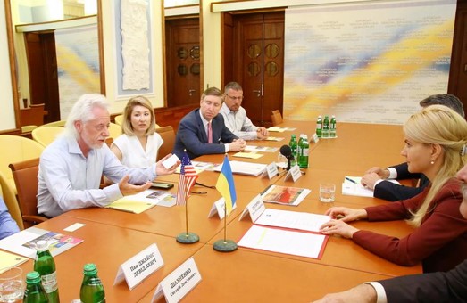 Представники американських компаній обговорили зі Світличною можливість інвестування у газовидобування на Харківщині