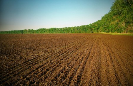 Гройсман: Земля має стати інструментом відродження фермерства