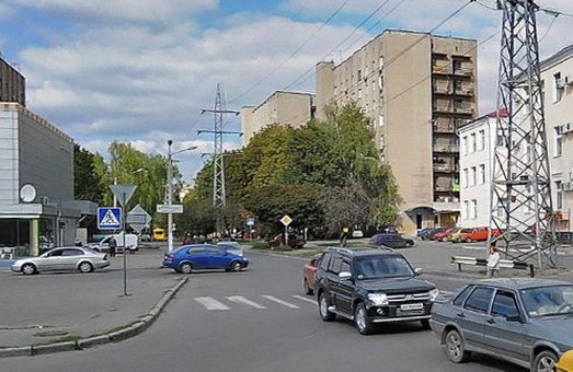 Через ремонт Корсиківського шляхопроводу двічі перекроють Московський проспект