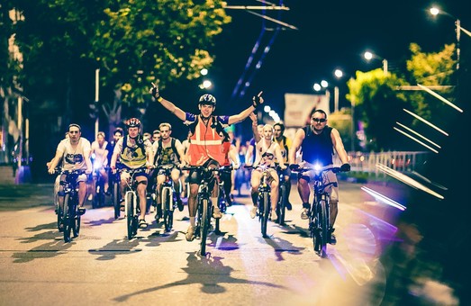 Від Лопанської стрілки до Саржиного яру - на велосипеді: харків`ян запрошують на Велоніч