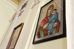 «Жива традиція»: в Харкові триває виставка української вишивки