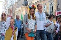 В Харкові відбувся парад вишиванок/ Фоторепортаж