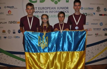 Харківський школяр зайняв друге місце на міжнародних змаганнях зі спортивного програмування