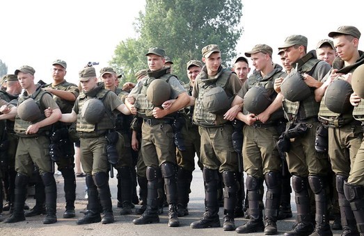 В Харкові перевірили фізичні якості бійців оперативної бригади Нацгвардії/ Відео