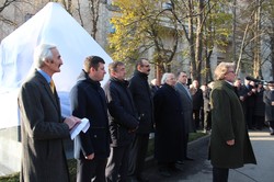 У Харкові відкрили пам‘ятник Гулак-Артемовському