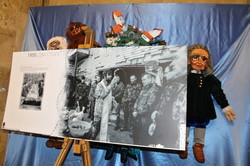 Харків’янам за допомогою фото розповіли про історію двох війн