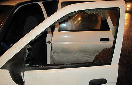 У Харкові напали на водія: у місті було оголошено план «Сирена» (Фото)
