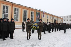 У Харкові військові та курсанти вшанували пам’ять героїв Крут