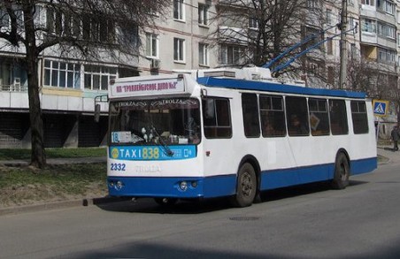 Чому в Харкові тролейбуси не доїжджають до клініки швидкої допомоги