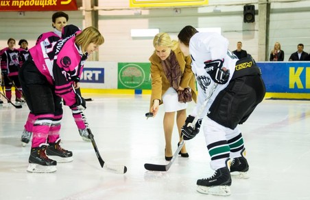 Міжнародний жіночий хокейний турнір у Харкові: Юлія Світлична надихнула «Пантер» на перемогу