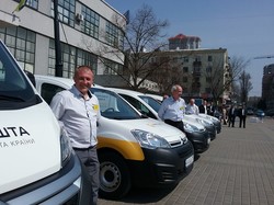 Харківській філії Укрпошти було передано 37 нових авто - Світлична
