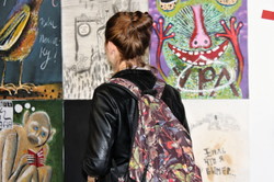 "Дія мир" та "Дія любов": у Харкові стартувала ювілейна виставка екоплакату "4-й блок"