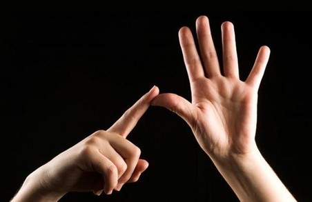 Харківські копи зможуть спілкуватися жестовою мовою