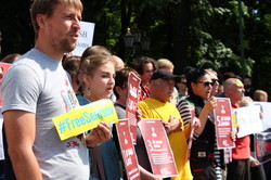 #SaveOlegSentsov: у Харкові знову вийшли підтримати політв'язнів