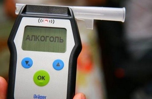 В Харкові причиною ДТП став п’яний водій, які перевищив “норму” в 16 разів