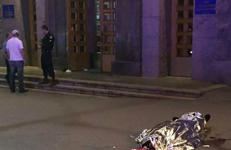 Поліція оприлюднила фото нападника на міськраду в Харкові та розповіла, що він був у стані сильного сп`яніння