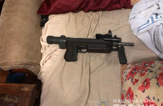 Нападник на мерію Харкова виготовляв вдома зброю та застрелив жінку: фото