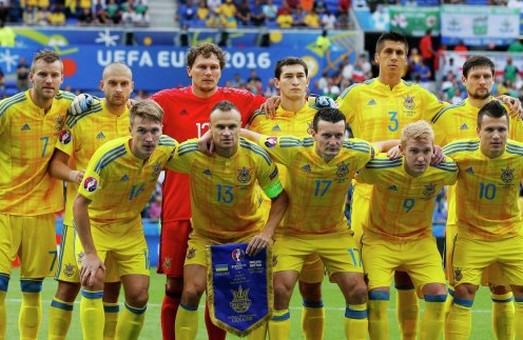 Збірна України з футболу проведе у Харкові відкрите тренування