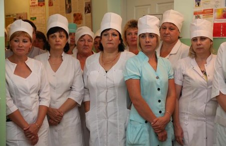 На Харківщині мають обрати найкращу медсестру