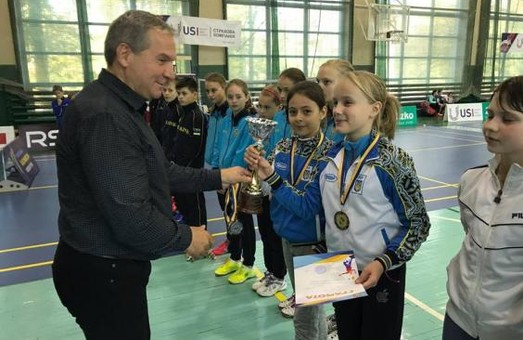 Харківські бадмінтоністки – призерки чемпіонату України