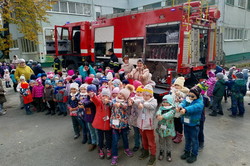У Харкові рятувальники провели відпрацювання у дитячому садочку (ФОТО)