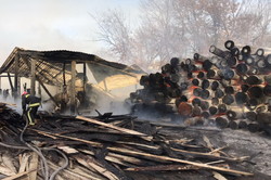 У Харкові горіли господарчі споруди та відходи лісу (ФОТО, ВІДЕО)