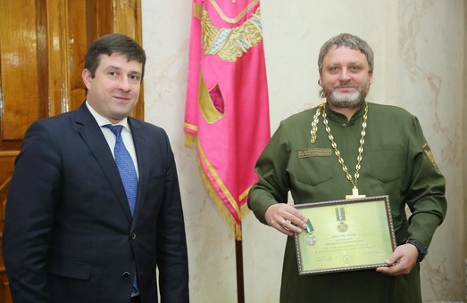 Капеланам Харківської єпархії УПЦ КП вручено державні нагороди