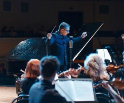Напередодні Нового року в Харкові відбудеться битва диригентів