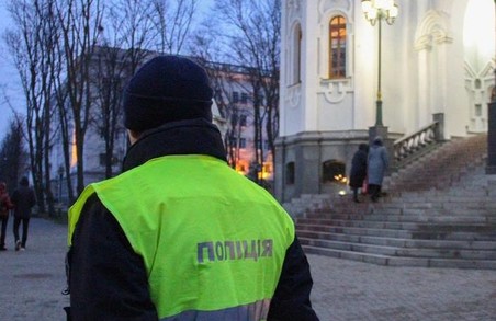 Харківські поліцейські готові до охорони порядку на Різдво