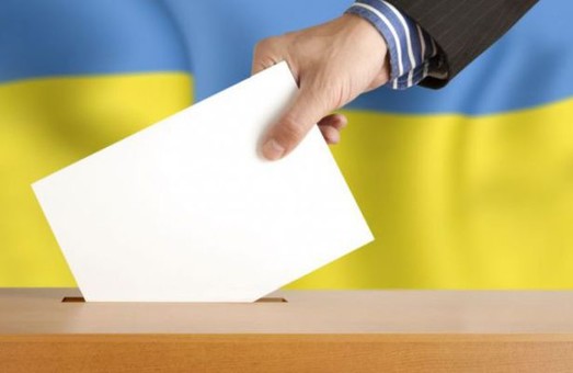 Виборча кампанія на Харківщині стартувала з масової “благодійності” політиків 
