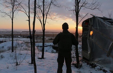 На Донбасі за добу загинув один український військовий, двох поранено