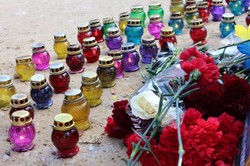 Харків’яни вшанували пам’ять жертв теракту під Палацом спорту (ФОТО)