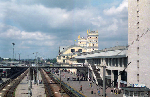 На травневі свята з Харкова пустять додаткові потяги до Києва, Львова та Покровська
