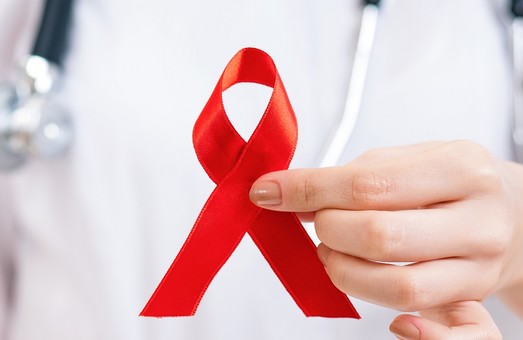 Менше половини ВІЛ-інфікованих харків‘ян знають про свій статус