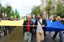 В Харкові пройшла акція проти знесення намету «Все для перемоги» (фоторепортаж)