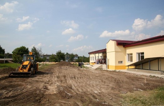На Харківщині завершують будівництво нової школи