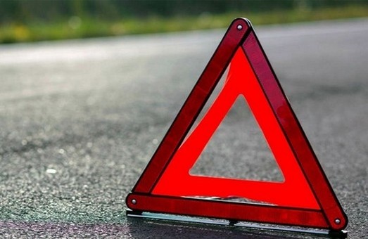 На Харківщині два пішоходи отримали серйозні травми