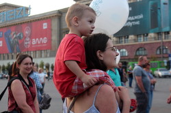 «Мова єднає»: В Харкові відзначили День українського суверенітету