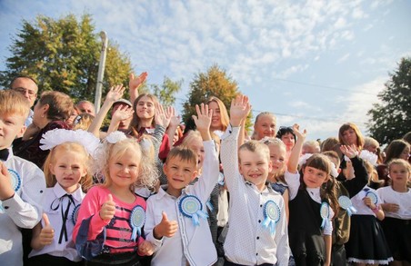 Сьогодні 25 тисяч першокласників розпочинають навчання на Харківщині – Світлична