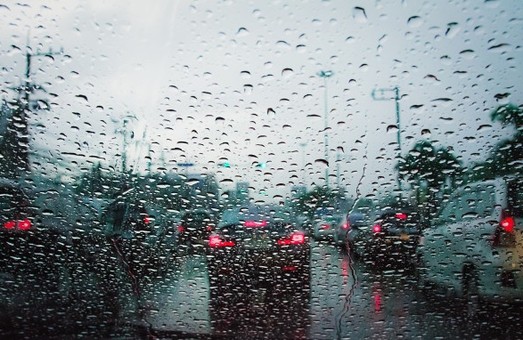 На Харківщині очікується погіршення погодних умов: водіїв попереджають про небезпеку