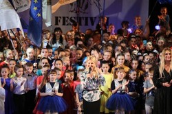 Світлична нагородила учасників та переможців міжнародного хореографічного фестивалю-конкурсу (ФОТО)