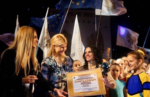 Світлична нагородила учасників та переможців міжнародного хореографічного фестивалю-конкурсу (ФОТО)