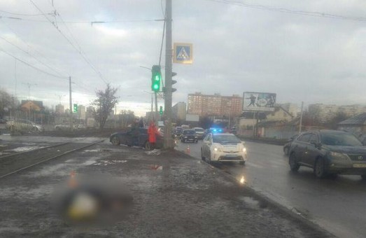 В Харкові пішохід загинув під колесами іномарки (ФОТО)
