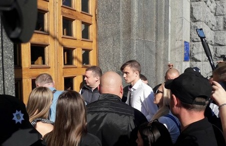 У Харкові активісти вибороли вільний доступ громадян на пленарні засідання сесій міськради