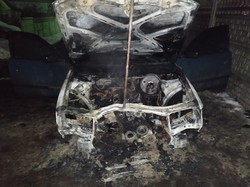 Під Харковом згорів автомобіль «Audi 100»