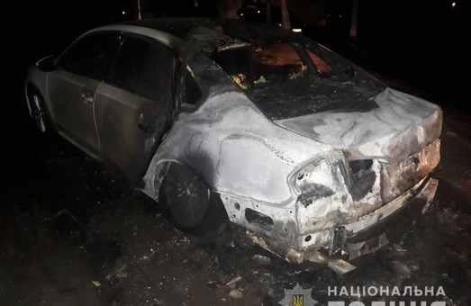 У Харкові вночі згоріла машина громадського активіста, в поліції підозрюють підпал (ФОТО)