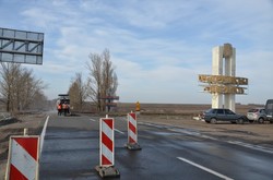 На Харківщині продовжується ремонт дороги Чугуїв-Мілове (ФОТО, ВІДЕО)