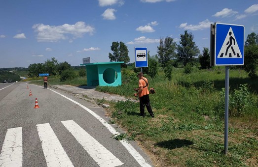 Як ремонтують дороги Харківщини: звіт САД за тиждень (ФОТО)