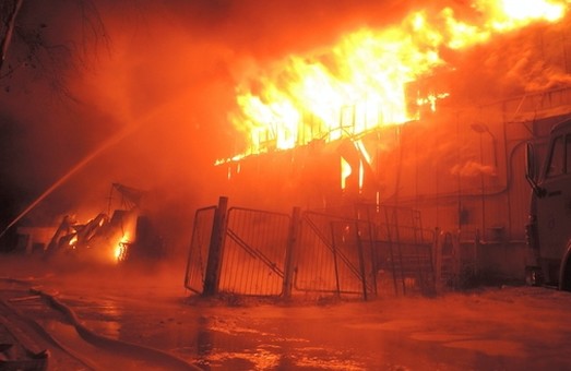 У Харківській області фермеру спалили техніку